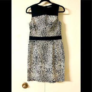 Suzy Shier Dress Sz S Casual Sleeveless Classic Pencil Sheath Workwear Career